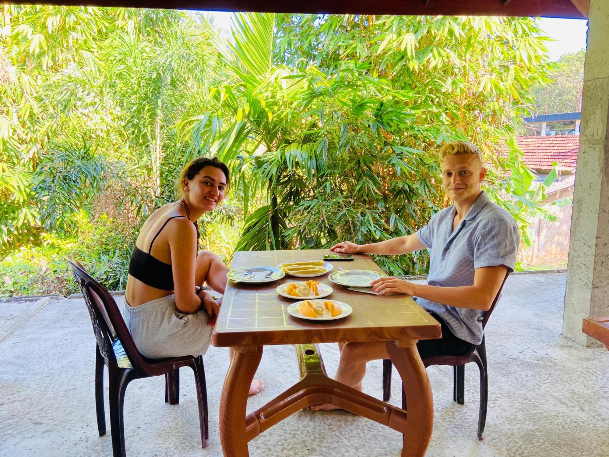 Leo Homestay Dikwella Sur Exterior foto