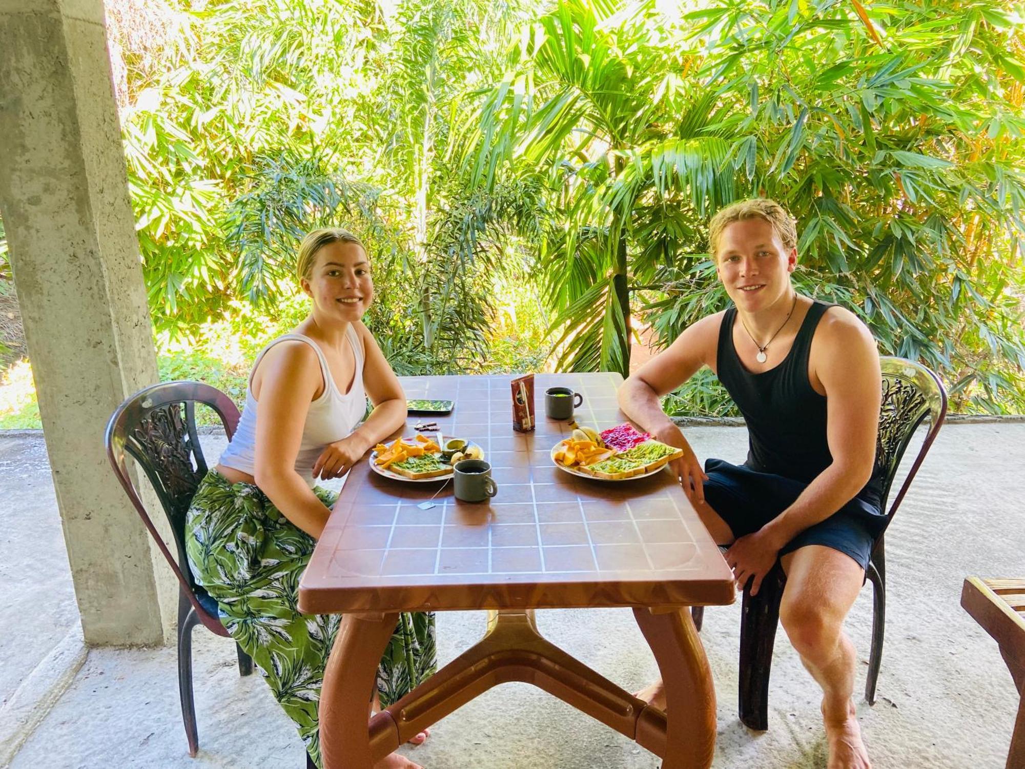 Leo Homestay Dikwella Sur Exterior foto