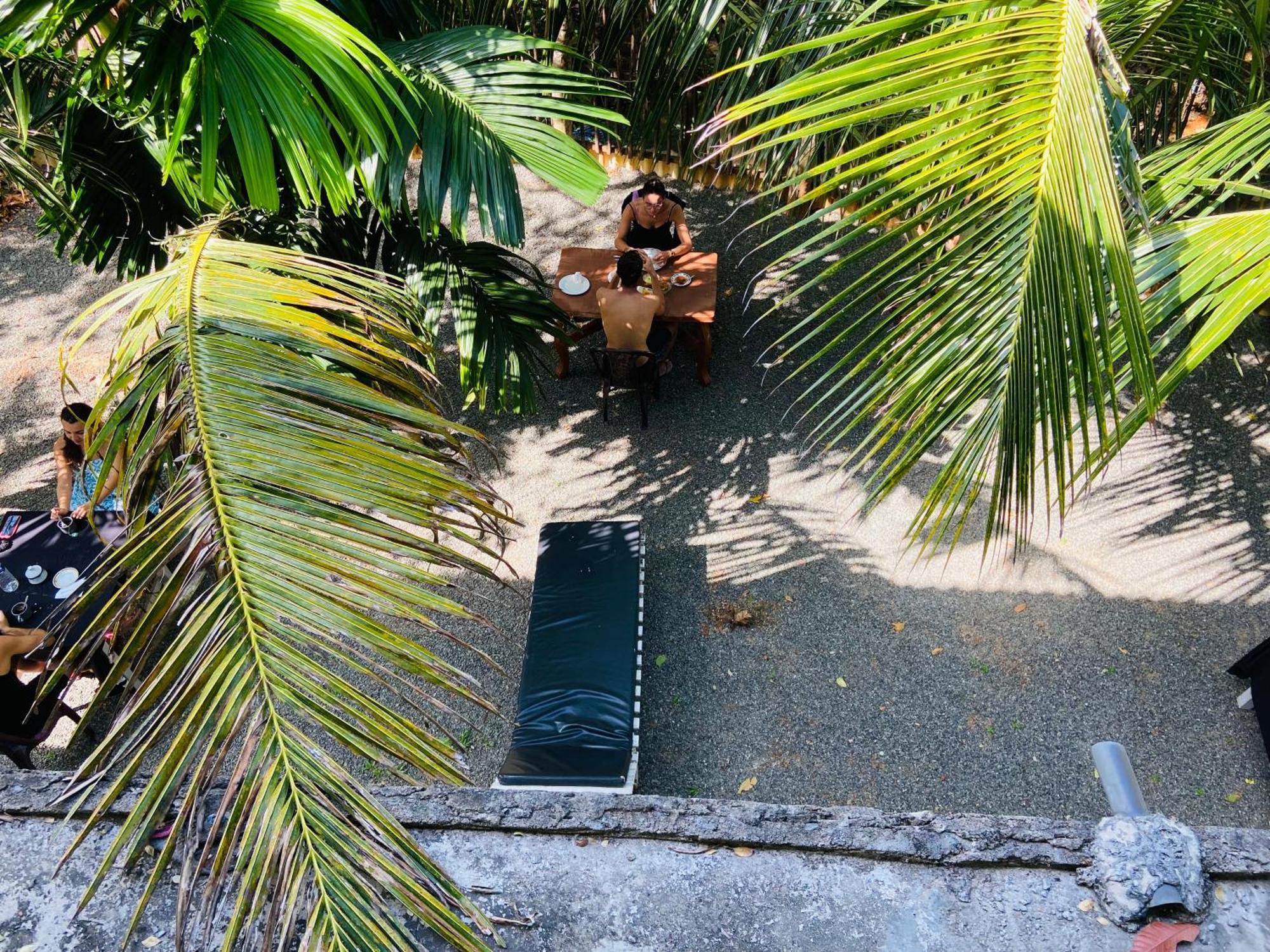 Leo Homestay Dikwella Sur Exterior foto