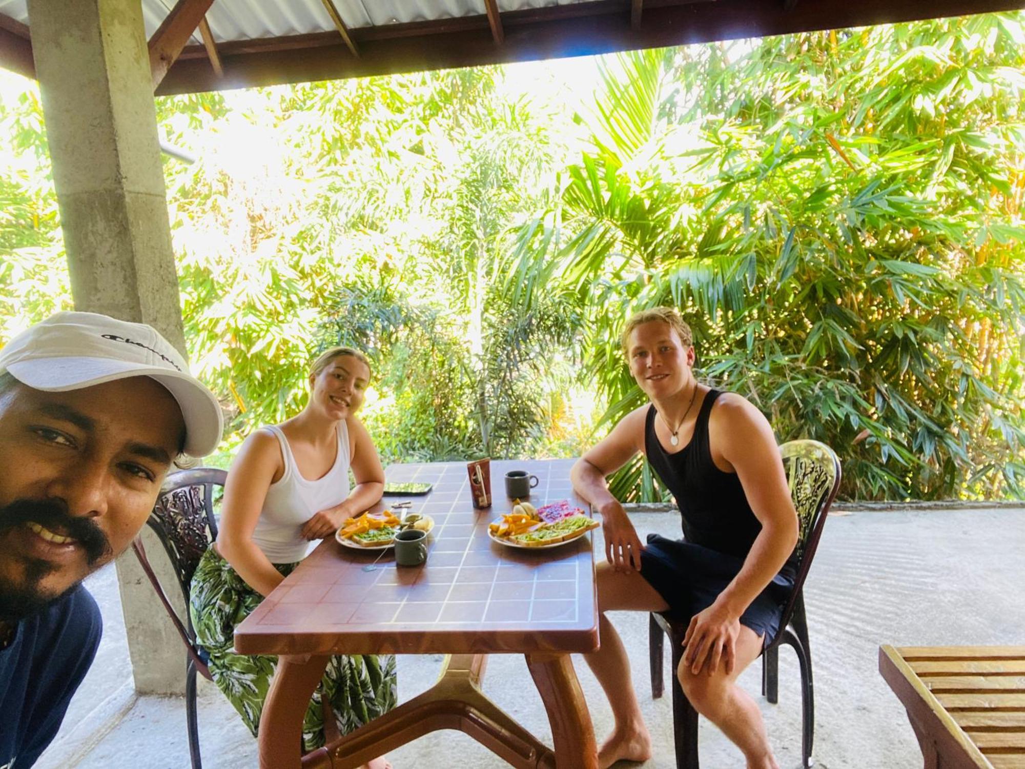 Leo Homestay Dikwella Sur Exterior foto