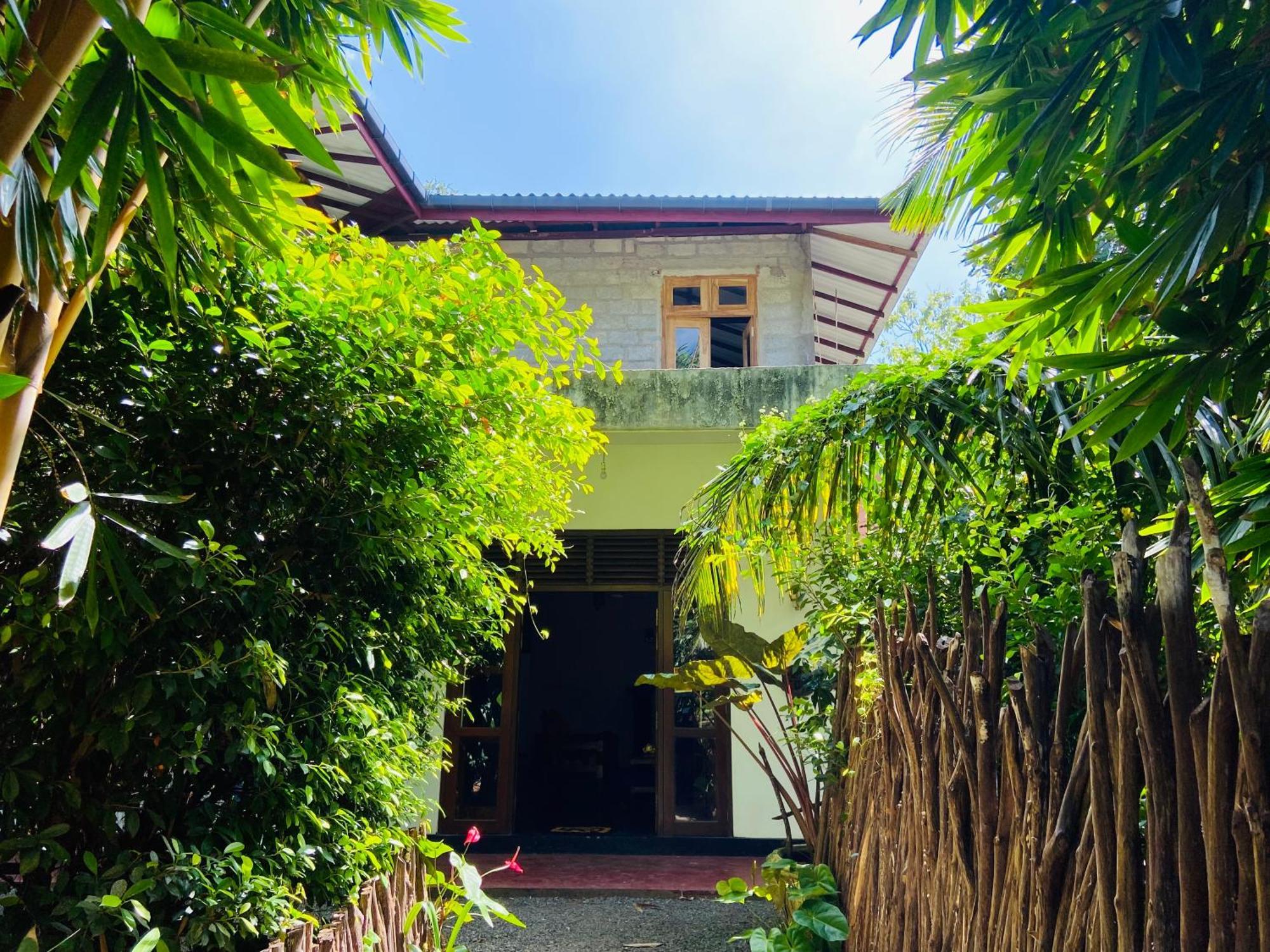 Leo Homestay Dikwella Sur Exterior foto