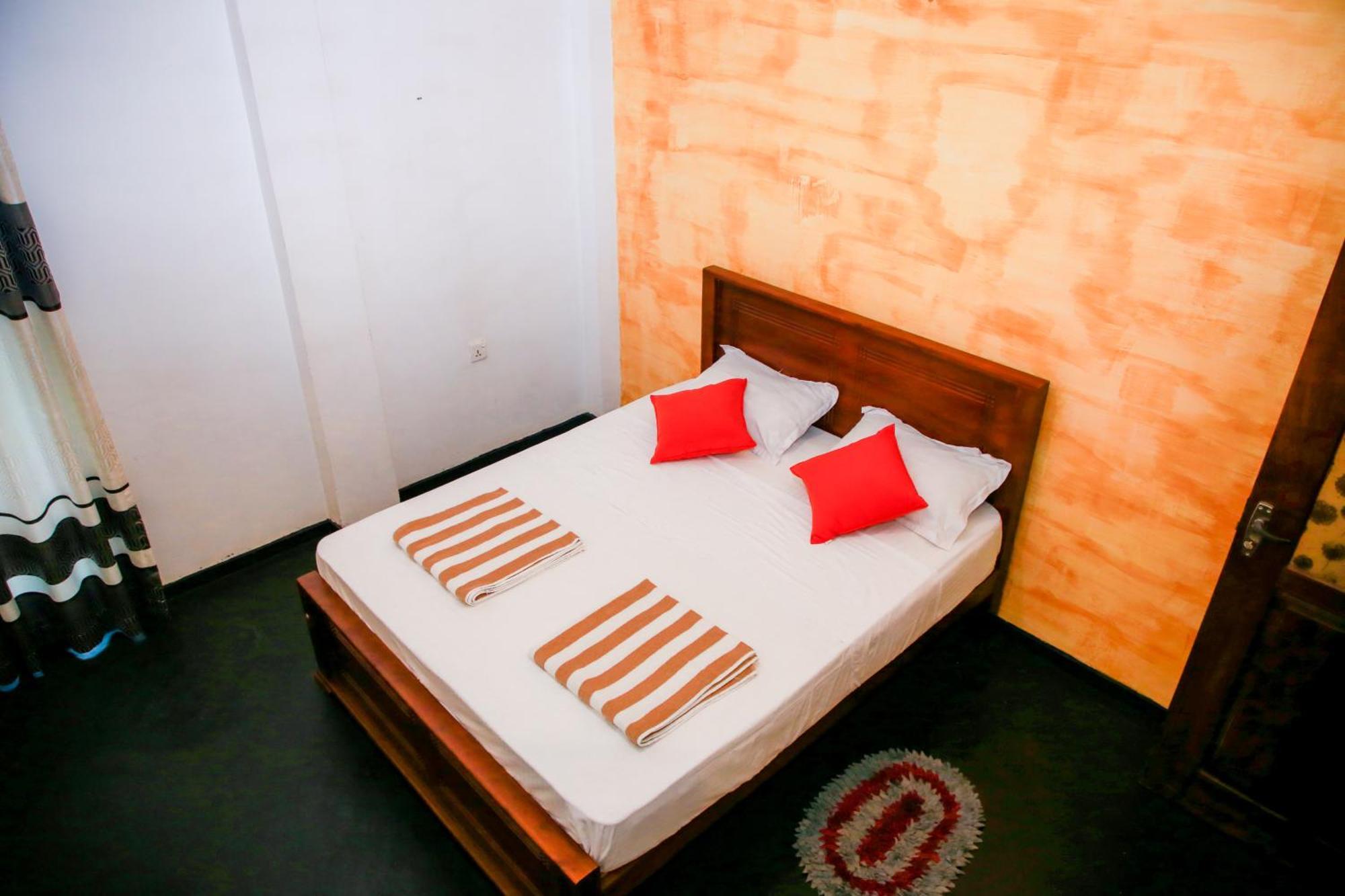 Leo Homestay Dikwella Sur Exterior foto