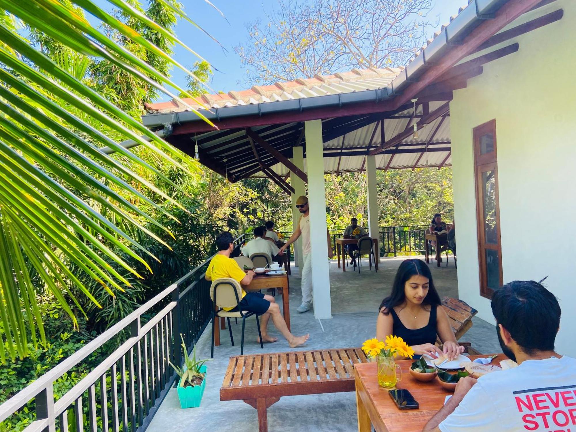 Leo Homestay Dikwella Sur Exterior foto