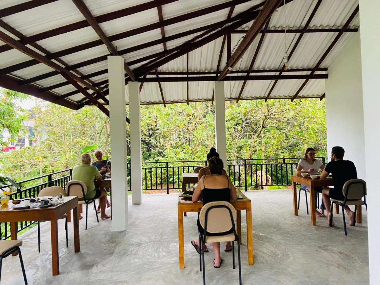 Leo Homestay Dikwella Sur Exterior foto